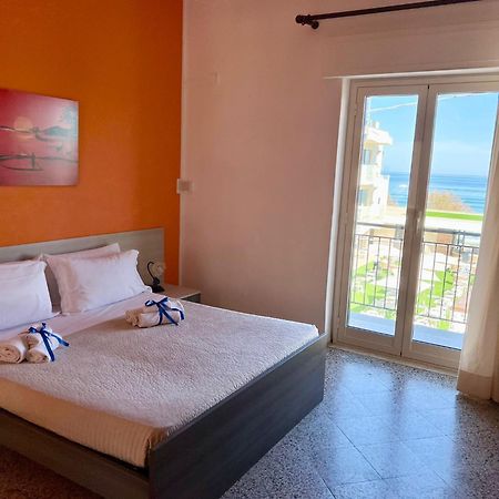 Casa Scirocco Apartment Чефалу Екстериор снимка