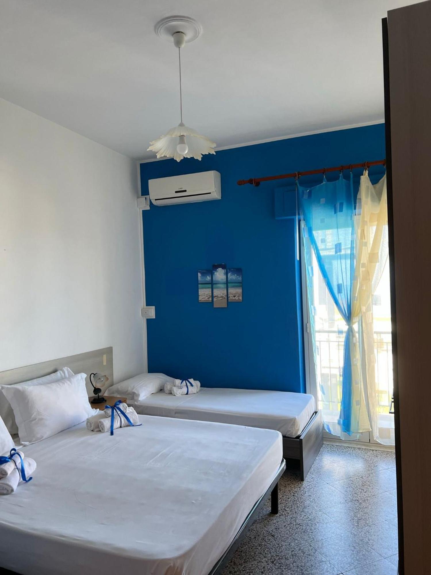 Casa Scirocco Apartment Чефалу Екстериор снимка