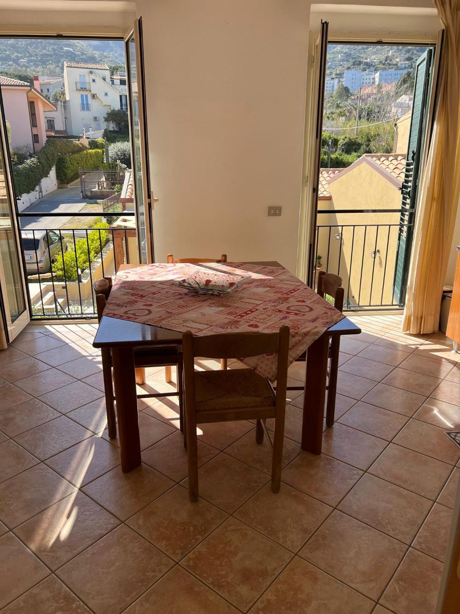 Casa Scirocco Apartment Чефалу Екстериор снимка